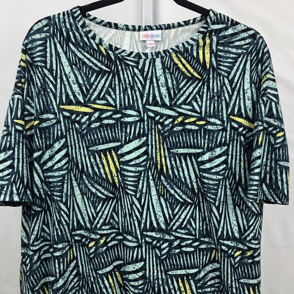 Lularoe Irma Tunic Women XXS Green Floral Fleece Stretch Hi Low Round Hem Soft - Picture 2 of 10